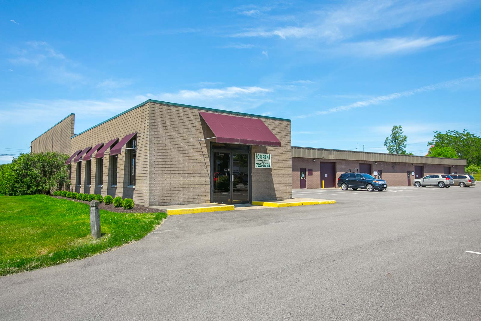 Medina Flexible Office - Warehouse Near Downtown / MR815 Building 