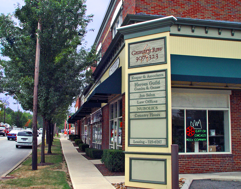 Medina Public Square Storefront and Offices / Granary Row